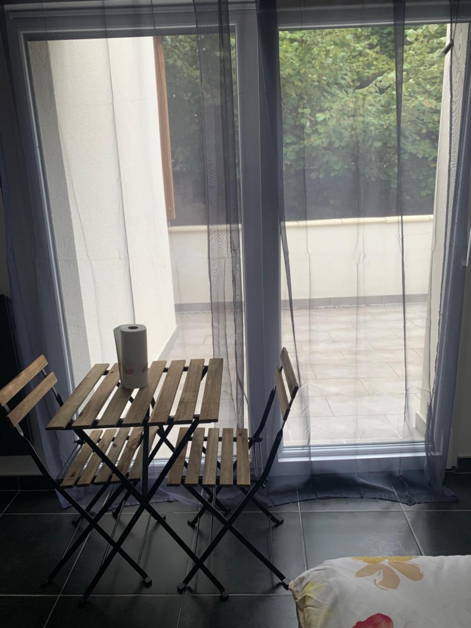 Jolie Maisonnette Avec Terrasse Centre